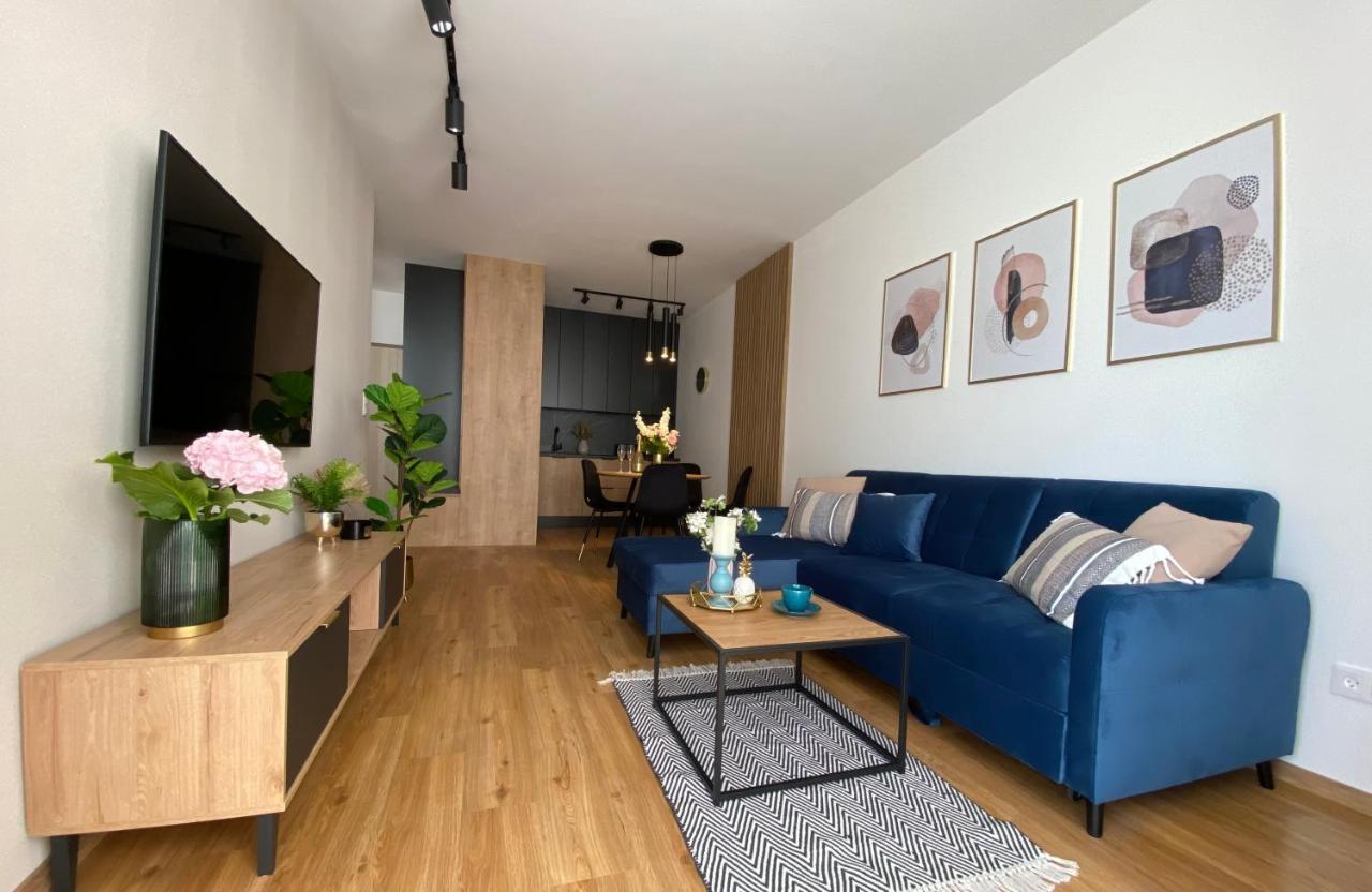 P&A Apartament Гонски Экстерьер фото